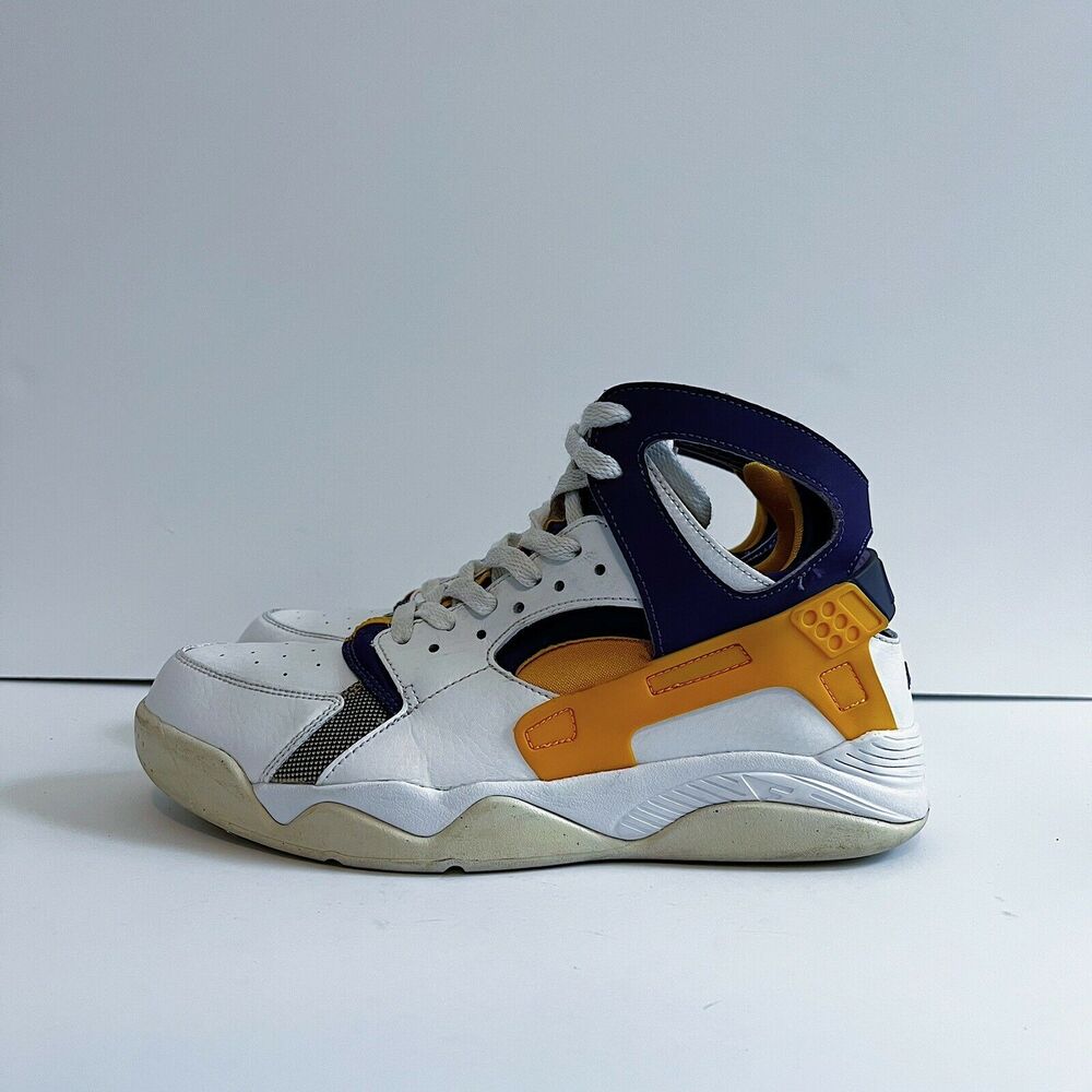2015 Nike Air Flight Huarache White Gold Purple Kobe Rare 705005 101 Rare Sz 8.5